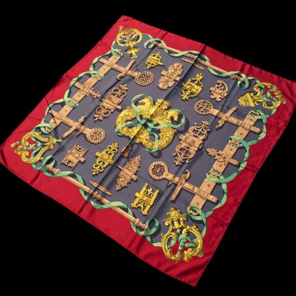 HERMES Ferronnerie Caty Latham Square Silk Scarf Red Gold Carre 90 - Picture 3 of 5
